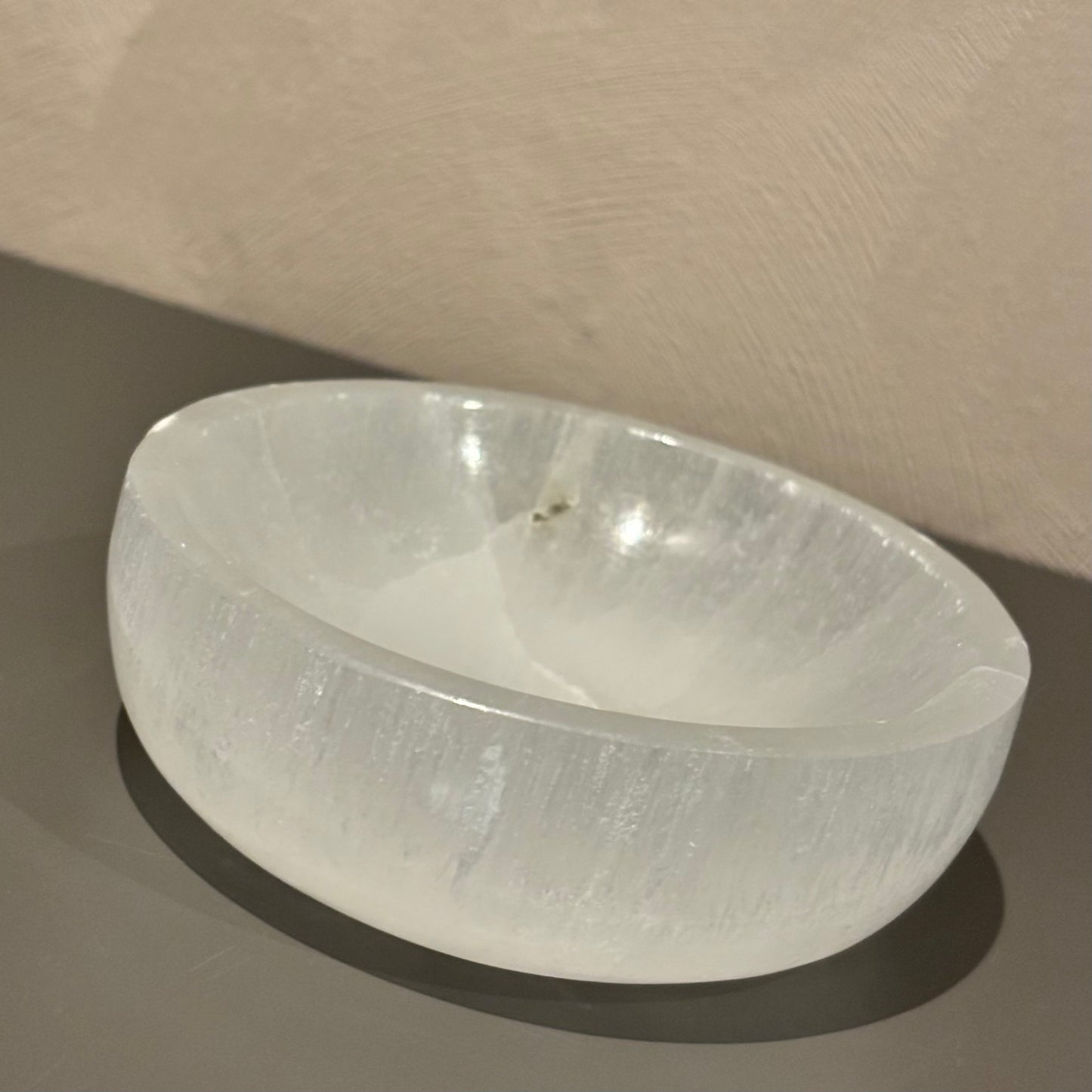 Seleniet schaal rond