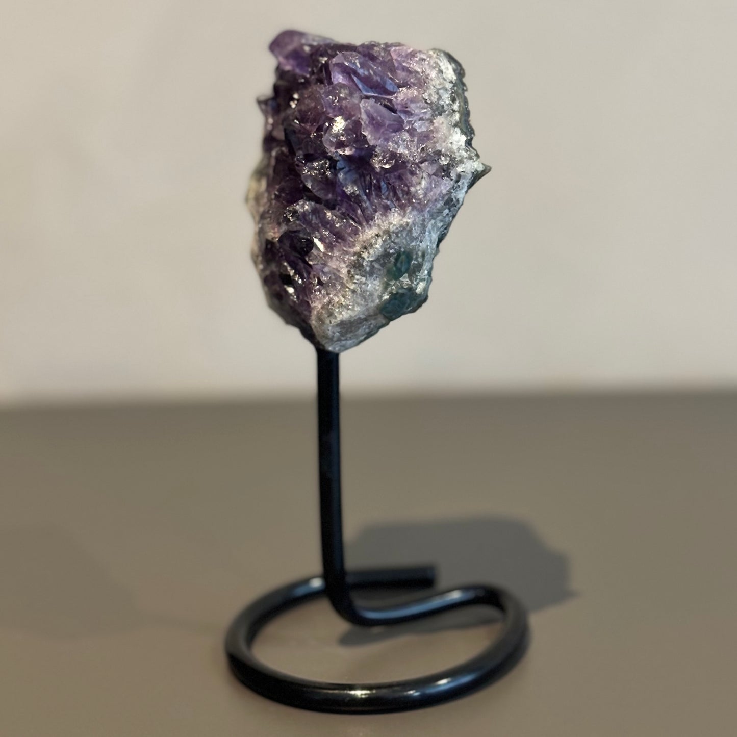 Amethist op standaard 87