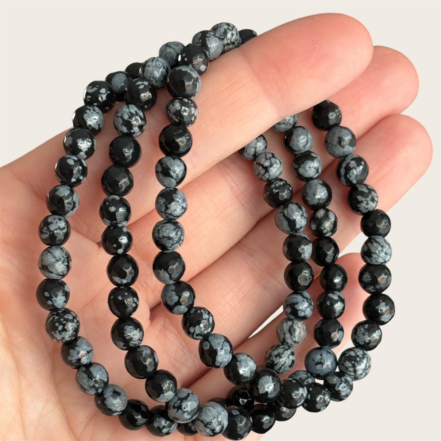 Sneeuwvlok obsidiaan facetarmband 6mm