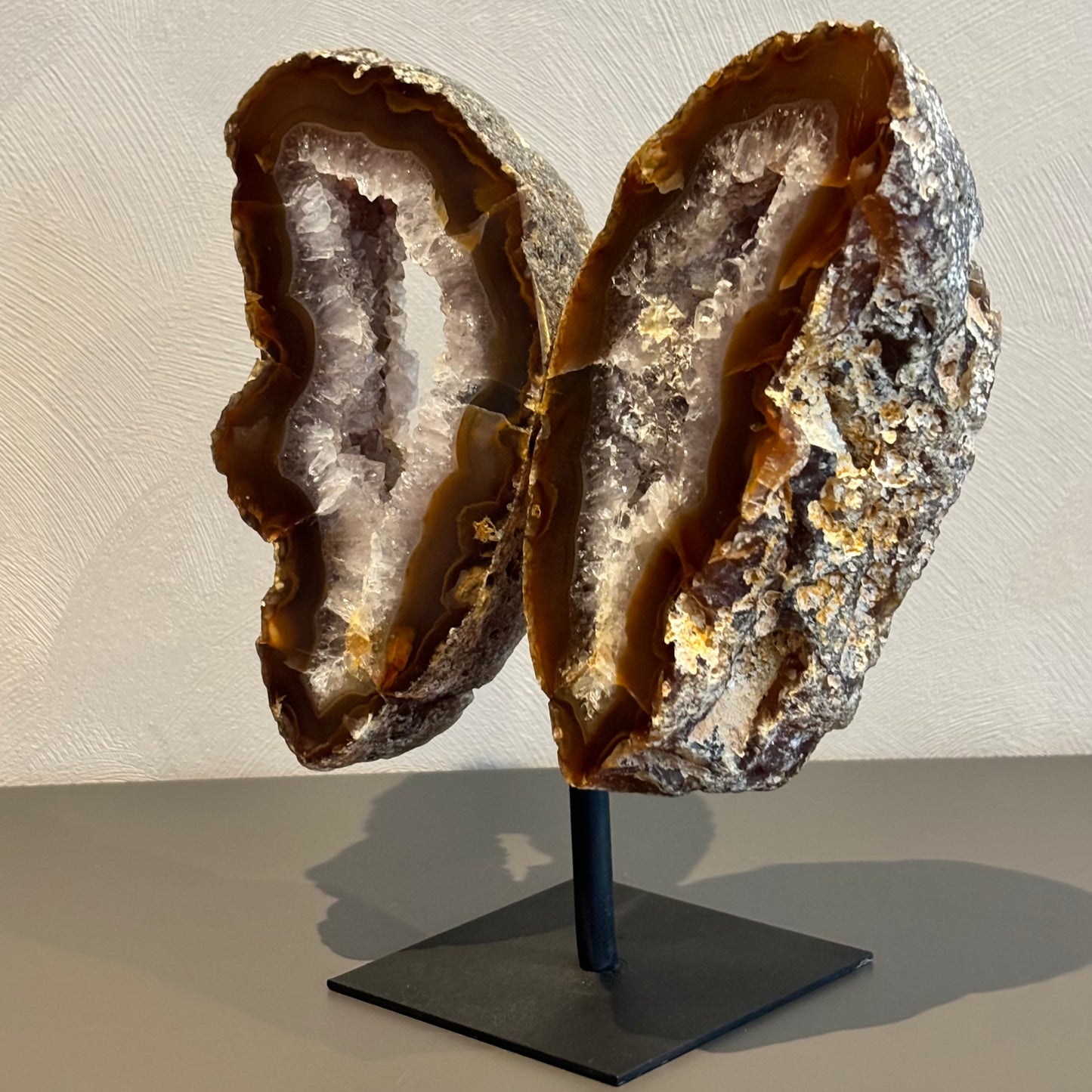 Agaat vlinder op standaard 67