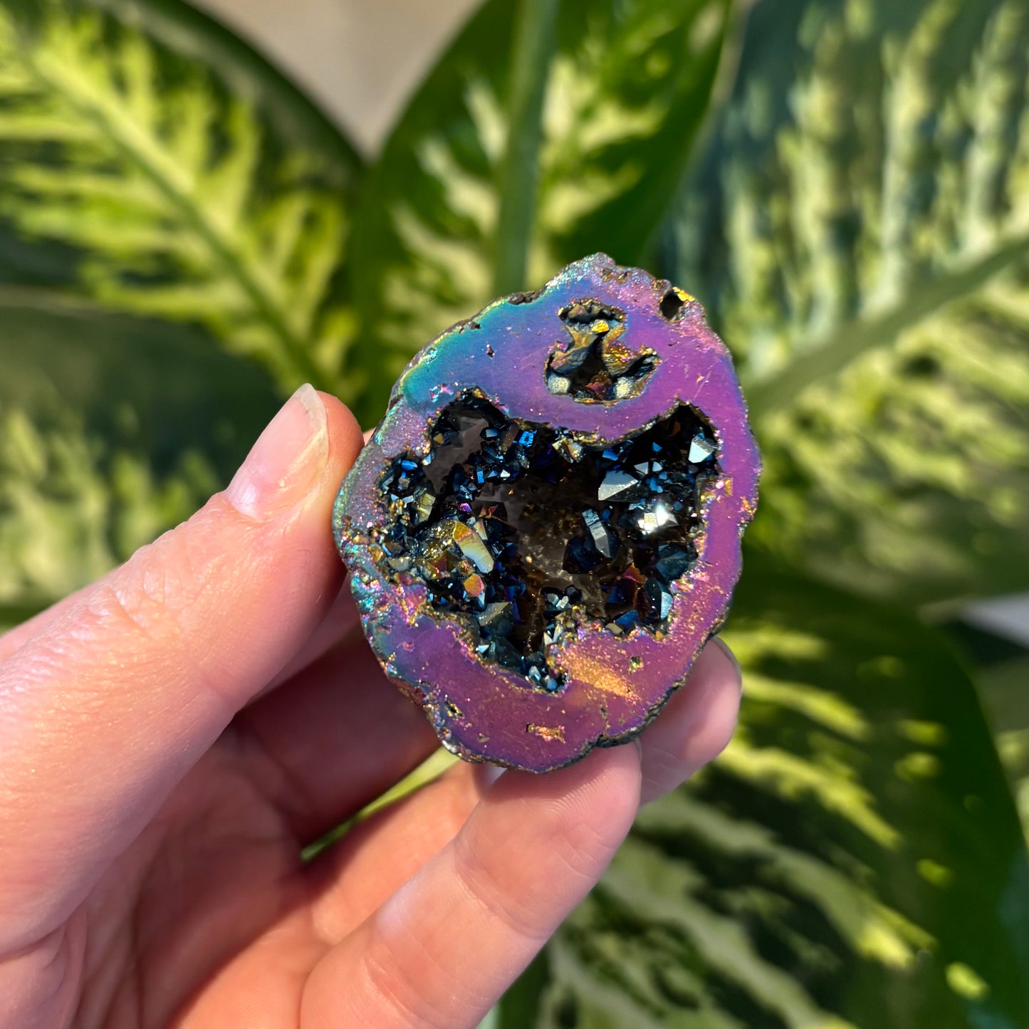 Quartz geode regenboog coated